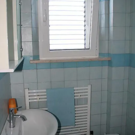Apartament La Finestra Sul Mare *